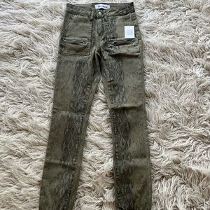 NWT Ashley Mason green/grey snakeskin skinny jeans size 24